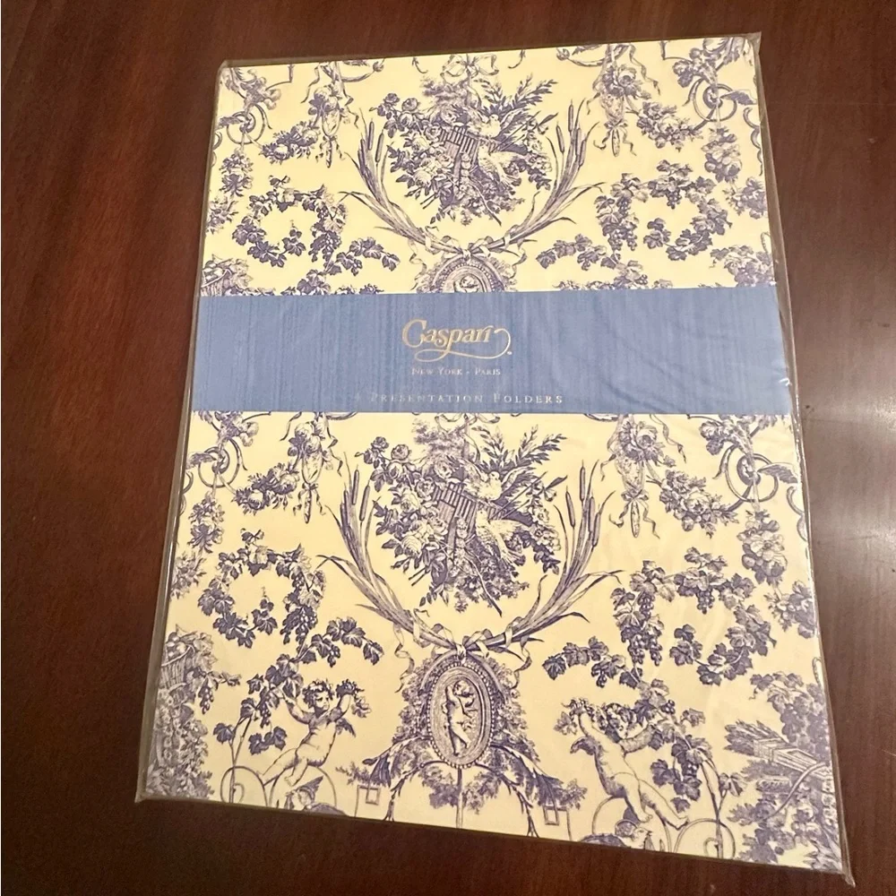 Caspari Blue and Cream Presentation Folders Set of Four. NEW - Picture 2 of 4